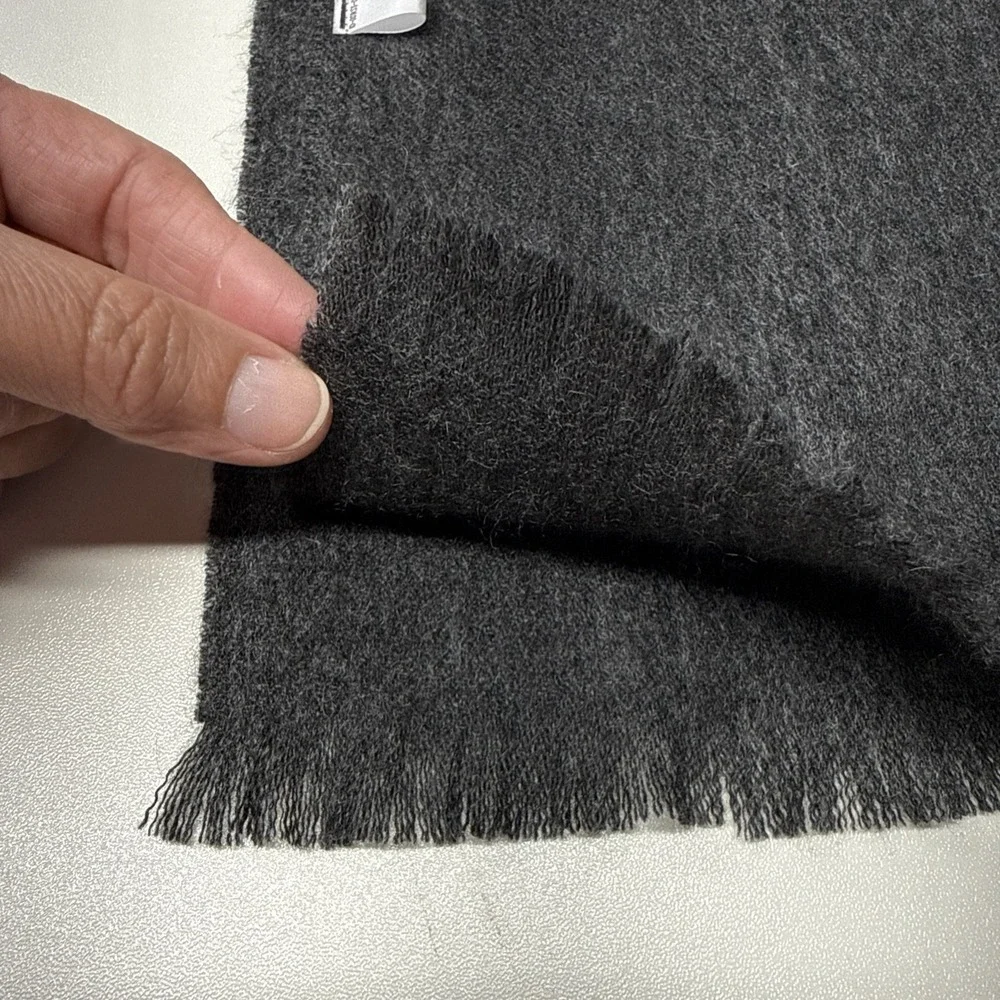 Uniqlo Cashmere Wool Large Scarf Wrap Throw Gray 23.5